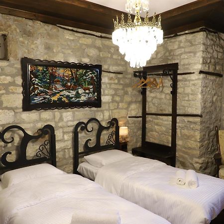 Vila Art Berat Castle Kültér fotó